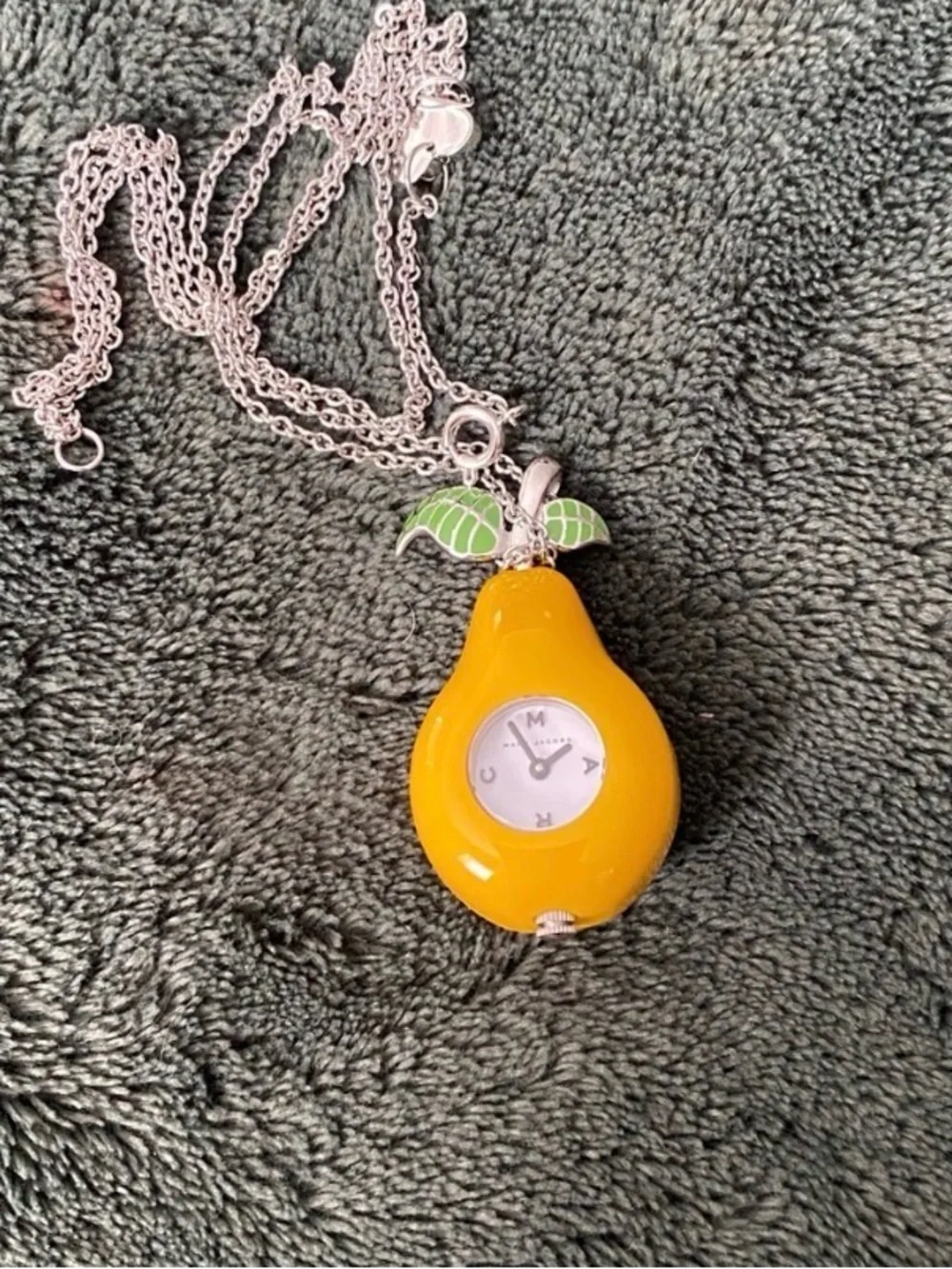 Marc Jacobs Pear Pendant_2